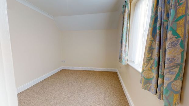 Flat 7 White Hart Court, High Street, Wickham Market, Woodbridge - Photo 1