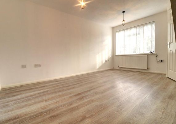 2 bedroom house to rent - Photo 1