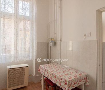 Kiadó átlagos állapotú lakás - Debrecen - Fotó 3