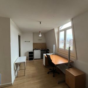 Location Appartement 1 pièce 21m² LILLE 59000 - Photo 2