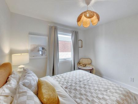 For Lease - 37 Gilbert Avenue, Toronto, Ontario - Photo 5