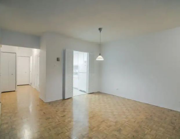 900 Rockland Avenue | 900 Rockland, Montreal - Photo 1
