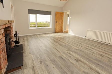 112 Portaferry Road, Newtownards, BT22 2AH - Photo 2