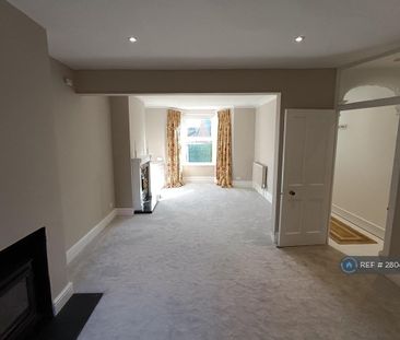 5 bedroom terraced house to rent - Photo 2
