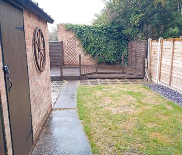 3 bedroom terraced house to rent - Photo 6