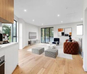 Modern Townhouse in Prime Orakei Location. - Photo 3