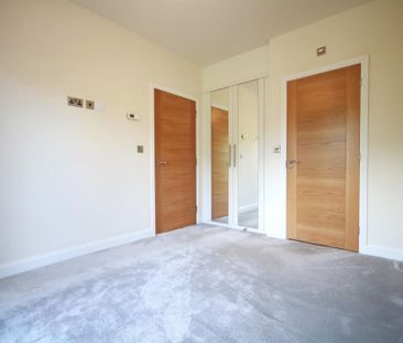 5 bedroom townhouse to rent - Photo 6
