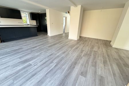 Beechwood Avenue, Hinckley, Burbage - Photo 2