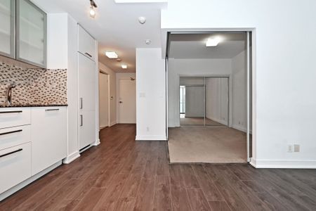 For Lease - 12 York Street Unit# 2801, Toronto, Ontario - Photo 4