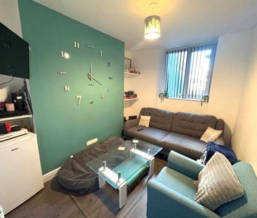 5 bedroom terraced house to rent - Photo 1