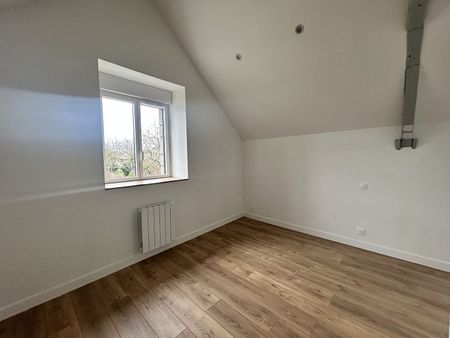 Location Appartement 2 pièces 37m² DOL DE BRETAGNE 35120 - Photo 2
