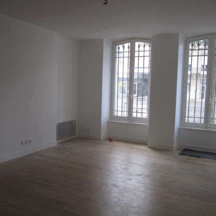 Location Appartement 2 pièces 50m² BORDEAUX 33000 - Photo 1