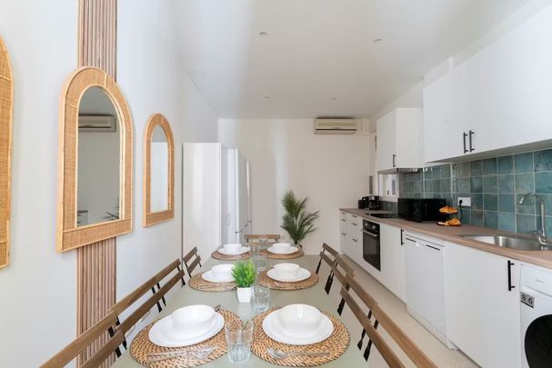 Calle de Fuencarral, Madrid, Community of Madrid 28010 - Photo 1