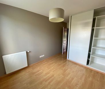 Location Appartement 4 pièces 109m² - Photo 3