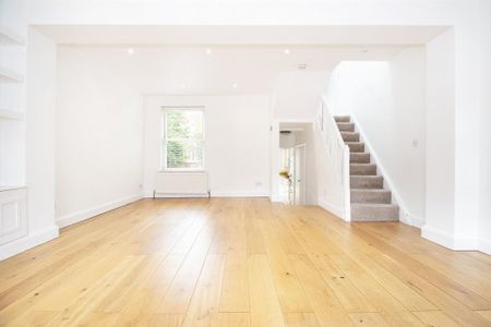 3 bedroom terraced house to rent - Photo 2
