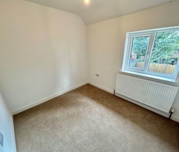 Birkin Avenue, Nottingham, Radcliffe-On-Trent - Photo 4