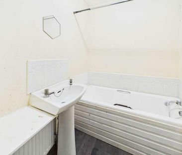 Broomland Street, Paisley, PA1 - Photo 6