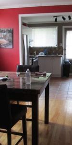 Grand 4 1/2 dans un un triplex à Longueuil. - Photo 3