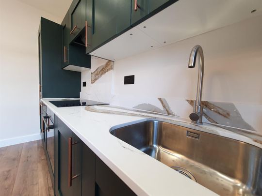 Lordship Lane, London N17 - Photo 1