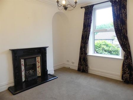 3 bedroom terraced house to rent - Photo 3