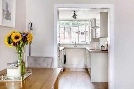 2 bedroom flat to rent - Photo 3