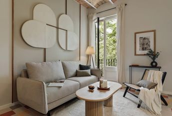 Ronda de Sant Pere, Barcelona, Catalonia 08010