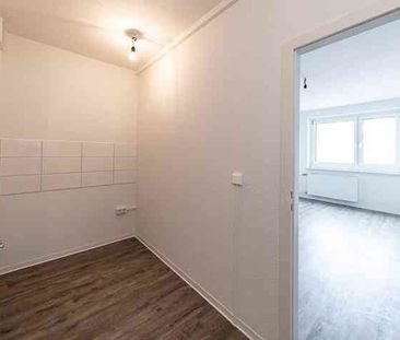 Hoch hinaus! Großzügige 3-Zimmer-Wohnung - Foto 2