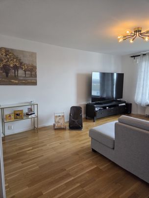 Hållsätrabacken, Skärholmen - Foto 1