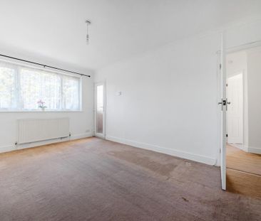 2 bedroom maisonette to rent - Photo 2