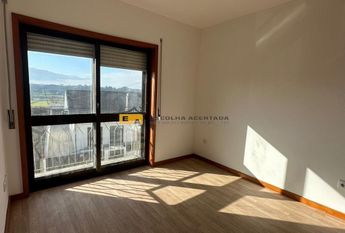 Apartamento T2 em Porto