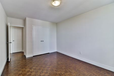 1 Bedroom - Photo 4