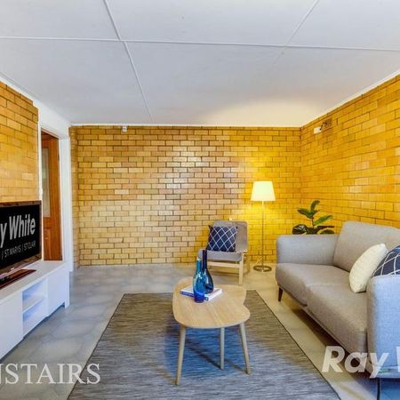 Large Family Home - Photo 5