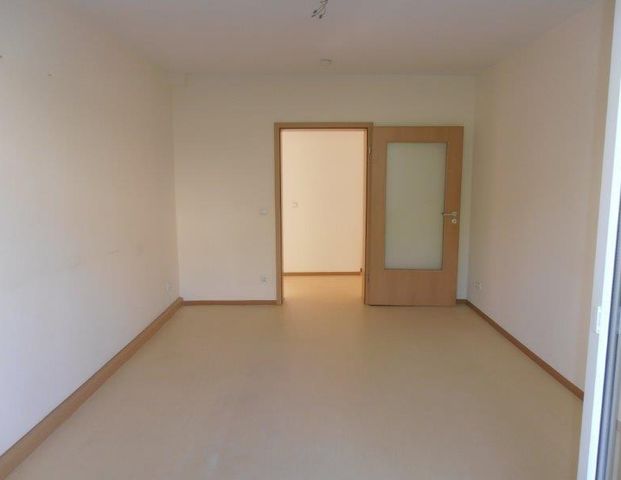 2-Raum-Wohnung mit Aufzug, Dusche, Balkon - Foto 1