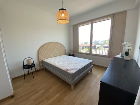 Location Appartement 2 pièces 45m² LYON 2ème - Photo 2