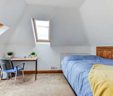 Room in a Shared House, The Upper Drive, BN3 - Photo 4