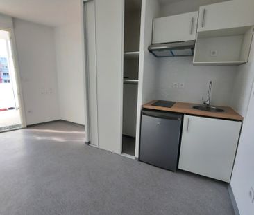 Location Appartement 1 pièce 19m² NIMES 30000 - Photo 1