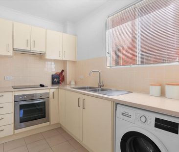 13/32 Khartoum Road, Macquarie Park - Photo 4