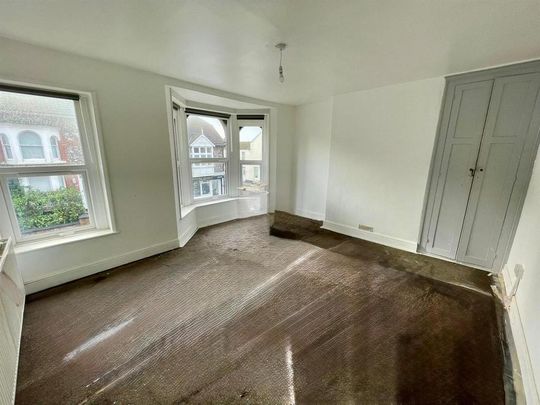 3 bedroom apartment to rent - Photo 1