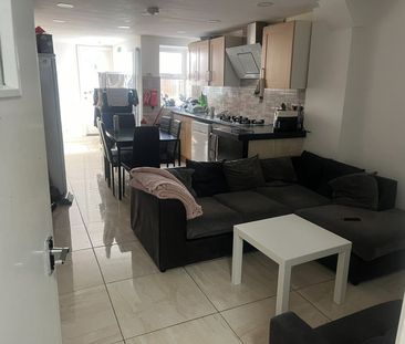 Room in a Shared House, Tiverton Road, B29 - Photo 6