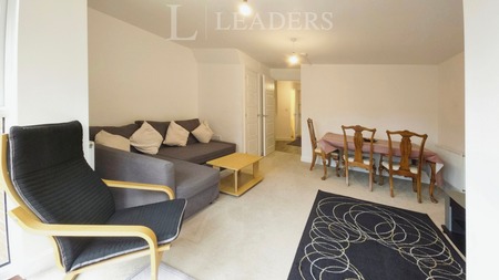 4 bedroom house to rent Robin Close, Coventry, CV4 - Photo 2