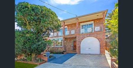 CHARACTER, SPACE, LOCATION & LOW MAINTENANCE! - Photo 4