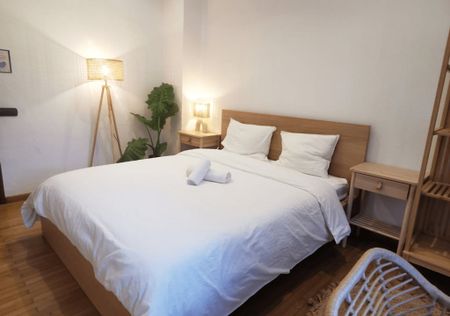 Passeig de Turull, Barcelona, Catalonia 08023 - Photo 2