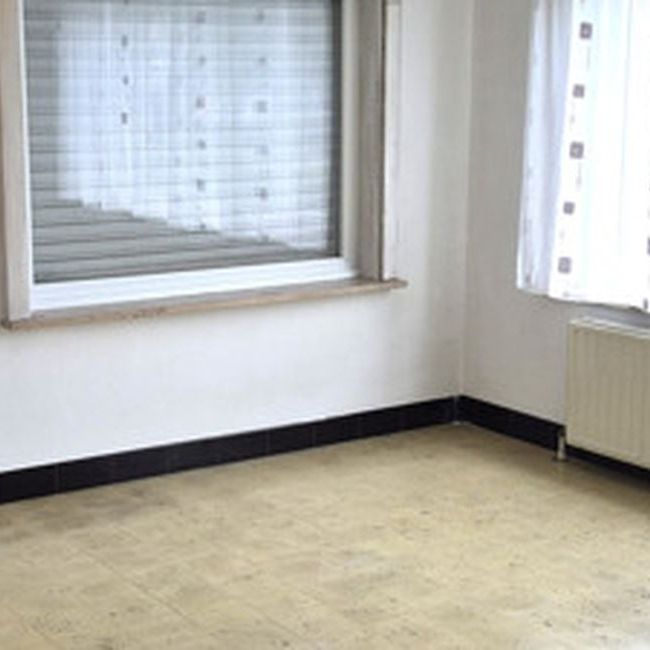 Woning te huur in Izegem voor € 850 met 2 slaapkamers - Photo 1