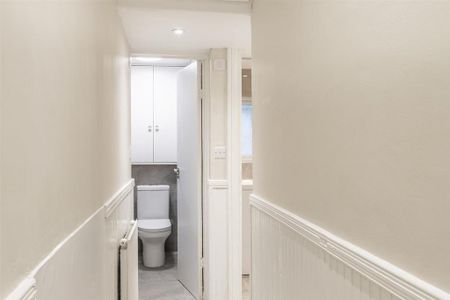 3 bedroom flat to rent - Photo 5