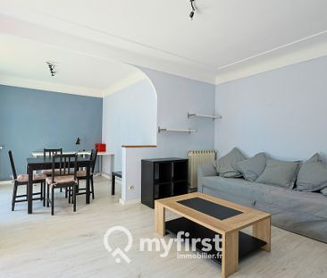 Location Appartement 3 pièces 71m² TOULON 83000 - Photo 3