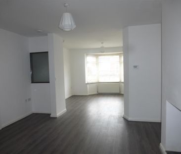 Heath End Road, Nuneaton - Photo 1