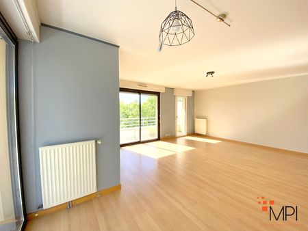 Location Appartement 3 pièces 78m² - Photo 4