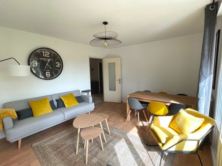 Location Maison 5 pièces 10m² - Photo 2