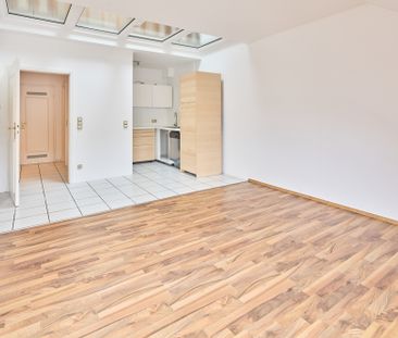 Zwei Ebenen, ein Zuhause: Maisonette-Traum in Attendorner Innenstadt! - Photo 4