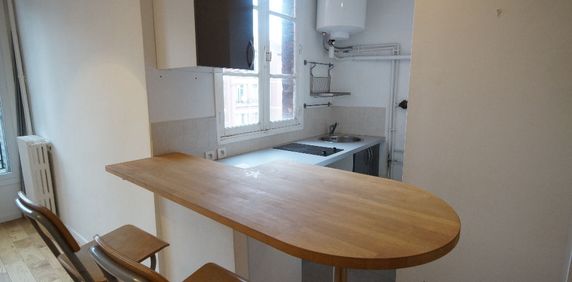 Location Appartement 1 pièce 23m² - Photo 2